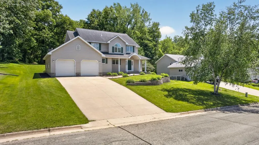 703 James Street NE Chatfield, MN 55923