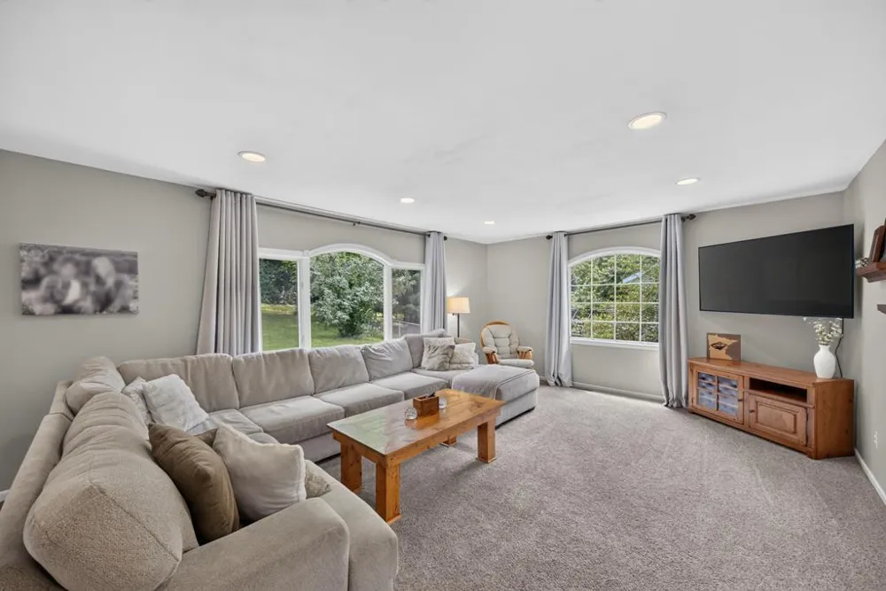 703 James Street NE Chatfield, MN 55923