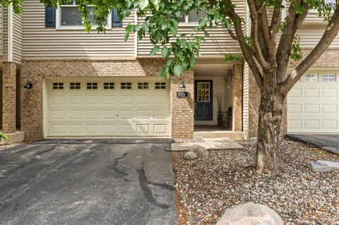 8374 Cedarview Circle