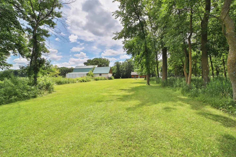 34564 141st Avenue Eagle Bend, MN 56446