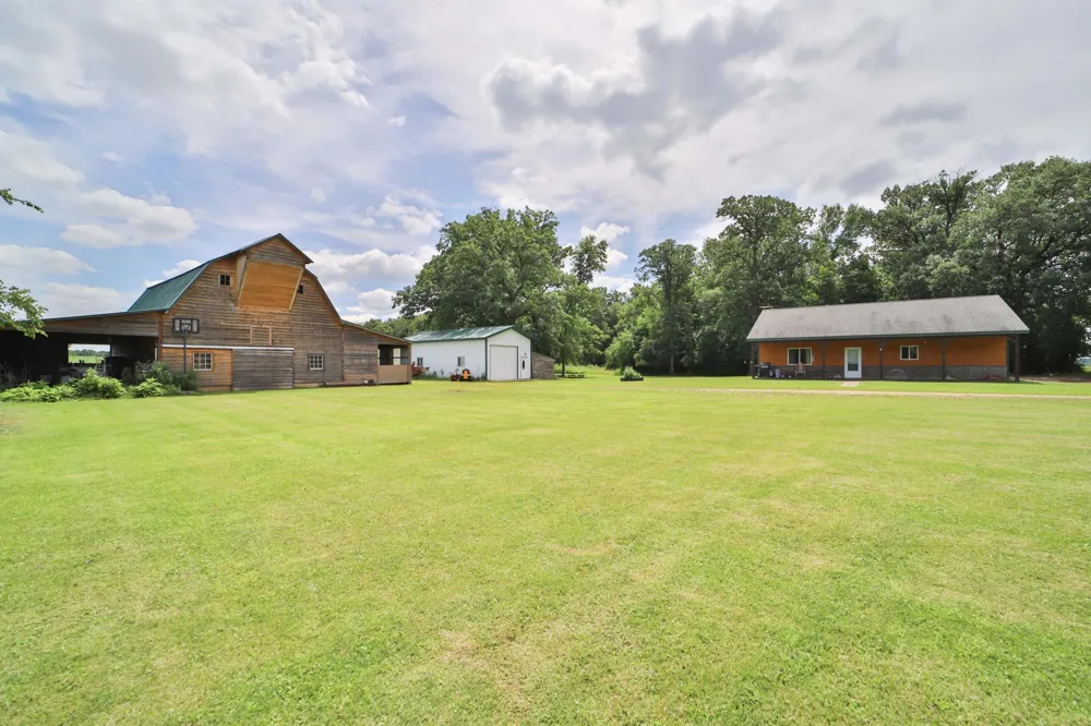 34564 141st Avenue Eagle Bend, MN 56446