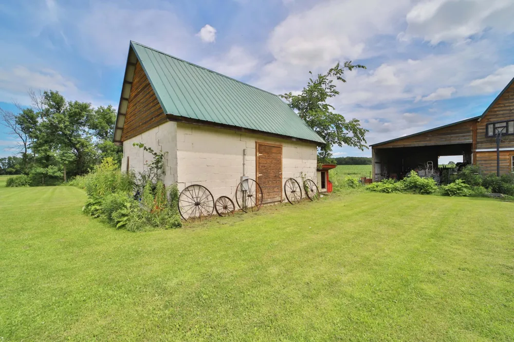 34564 141st Avenue Eagle Bend, MN 56446