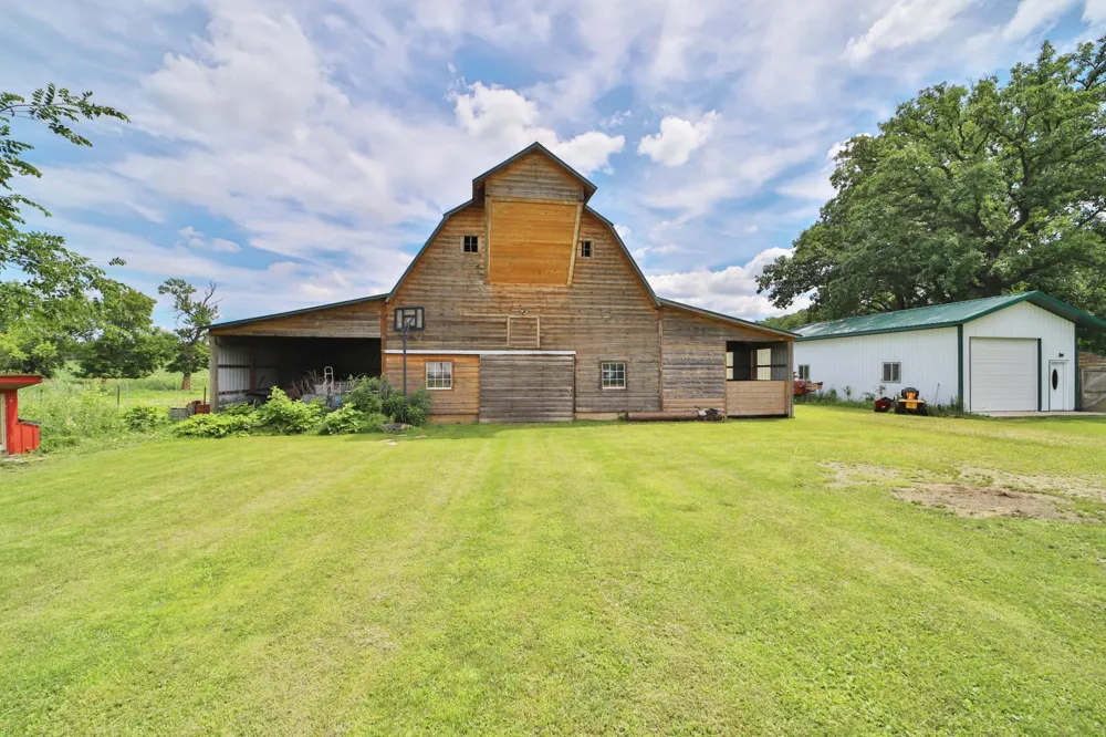 34564 141st Avenue Eagle Bend, MN 56446