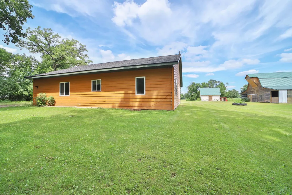 34564 141st Avenue Eagle Bend, MN 56446