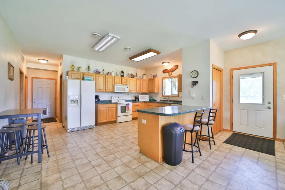 34564 141st Avenue Eagle Bend, MN 56446