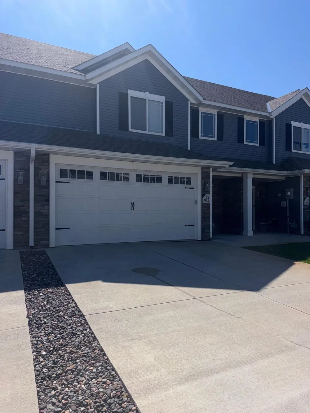 12914 Brenly Way Rogers, MN 55374