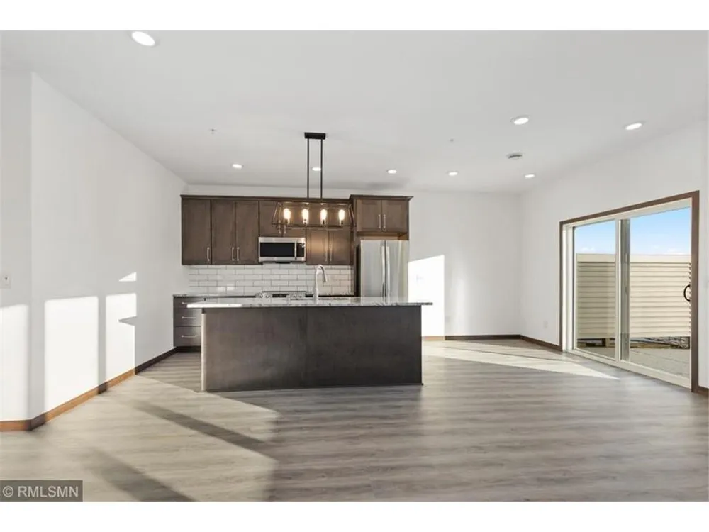 12914 Brenly Way Rogers, MN 55374