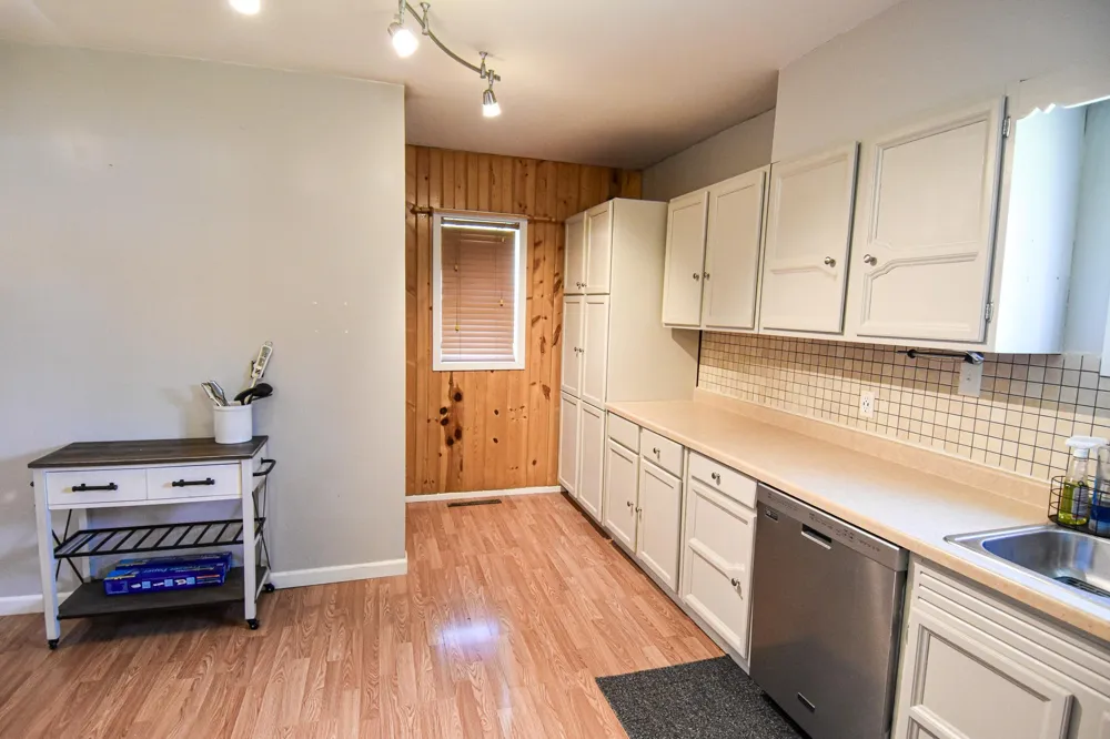 606 Kendall Avenue S Thief River Falls, MN 56701