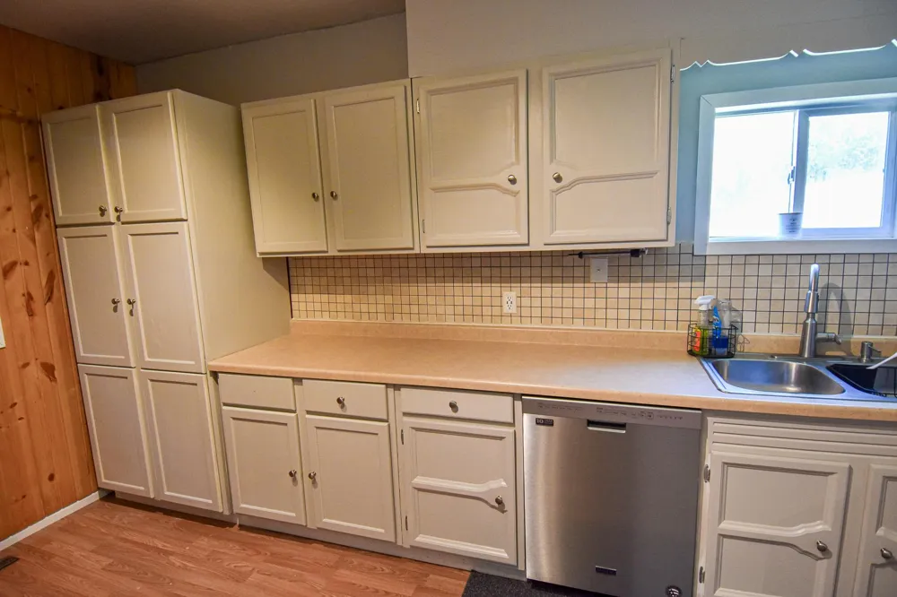 606 Kendall Avenue S Thief River Falls, MN 56701