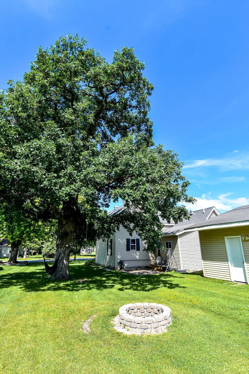 606 Kendall Avenue S Thief River Falls, MN 56701