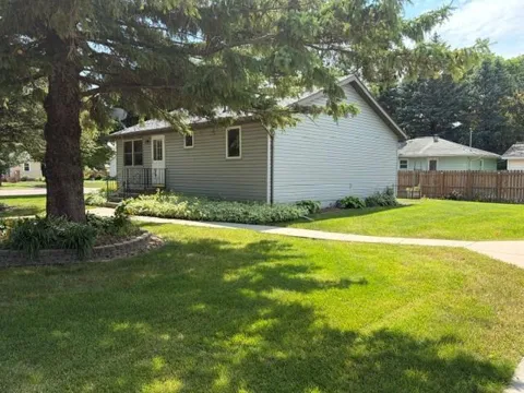 600 E Elm Avenue