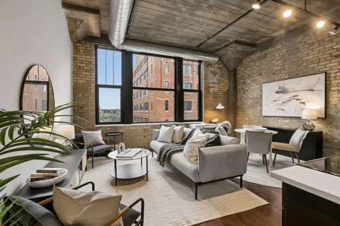 618 Washington Ave #500