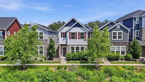 304 Rum River Way