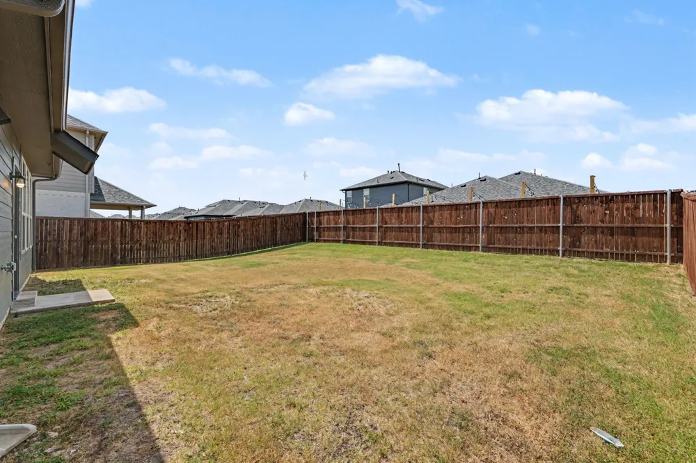 713 Rain Barrel Place Weston, TX 75009