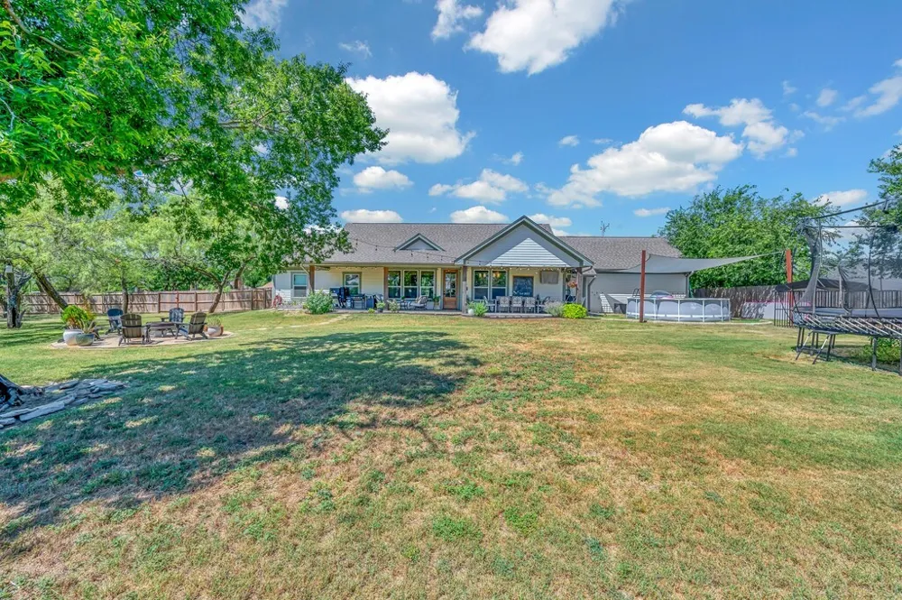 931 Pecan Street Hico, TX 76457