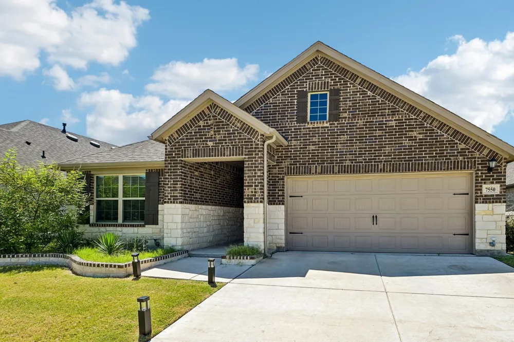 7550 Wild Mint Trail Venus, TX 76084