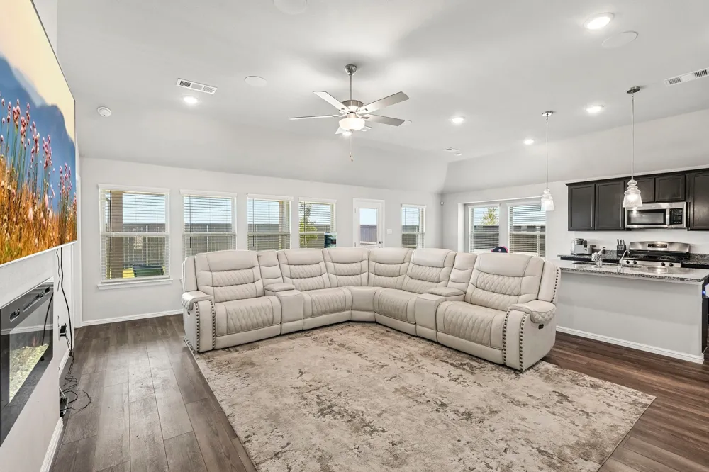 7550 Wild Mint Trail Venus, TX 76084