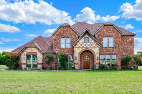 1132 Shadow Lakes Drive