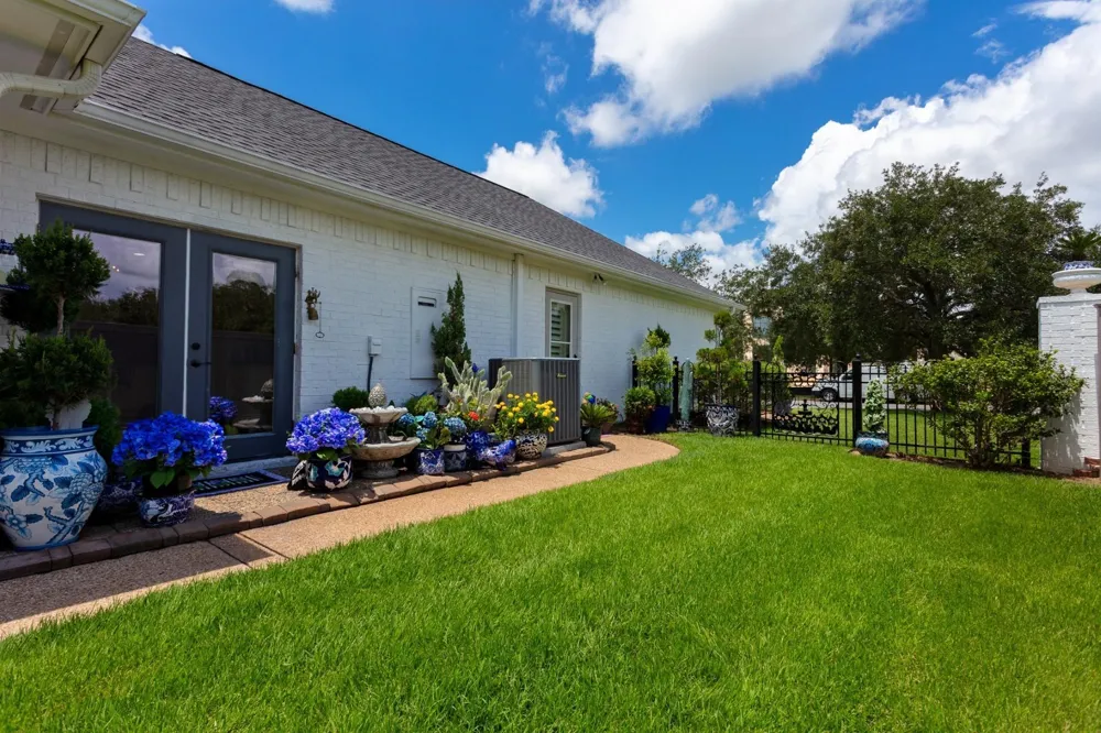 5108 Miramont Circle Bryan, TX 77802