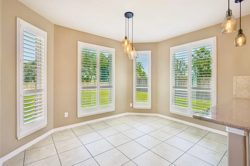 2306 Lakeway Drive Friendswood, TX 77546