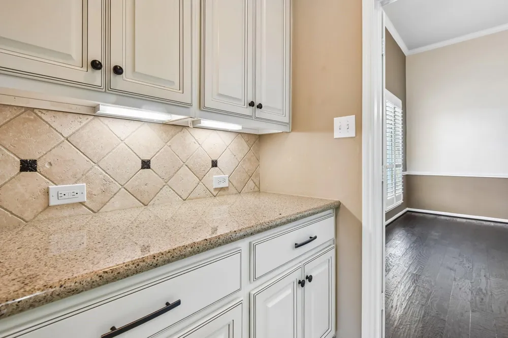 2306 Lakeway Drive Friendswood, TX 77546