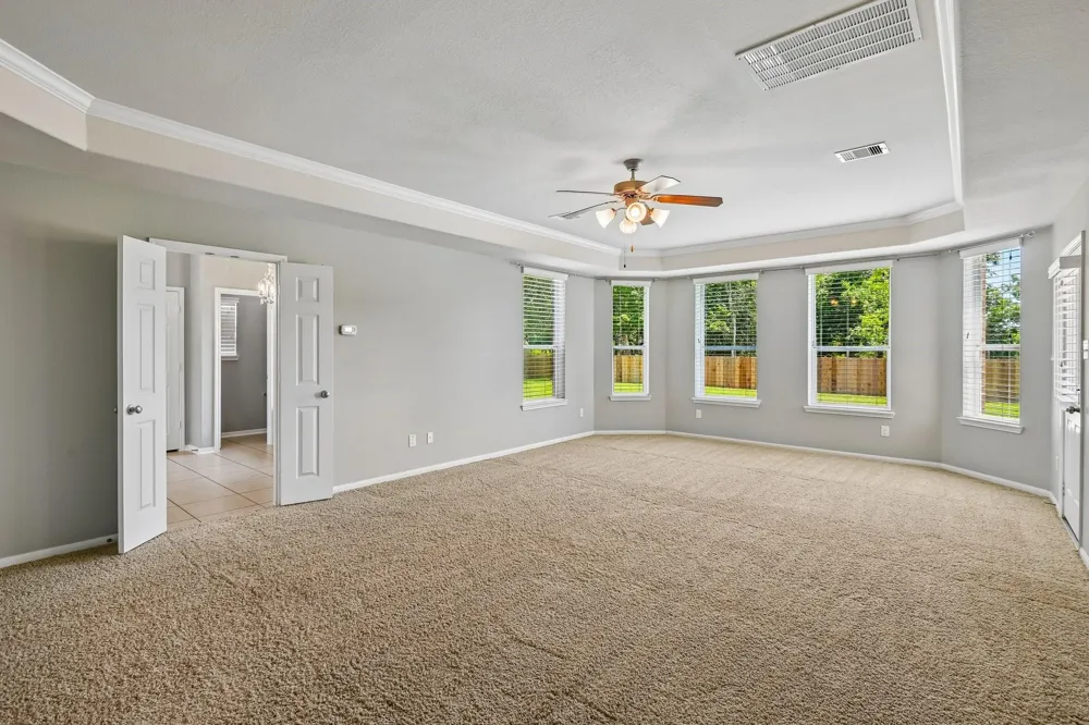 2306 Lakeway Drive Friendswood, TX 77546