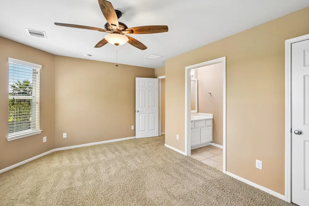 2306 Lakeway Drive Friendswood, TX 77546