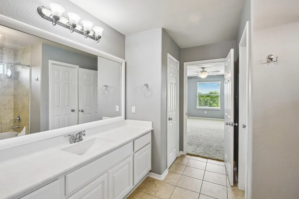 2306 Lakeway Drive Friendswood, TX 77546