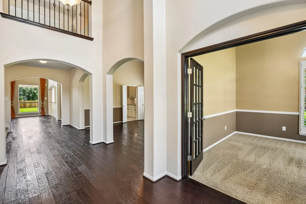 2306 Lakeway Drive Friendswood, TX 77546
