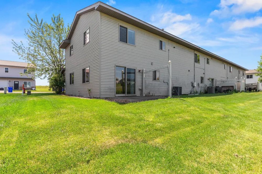 415 Sierra Place Roberts, WI 54023