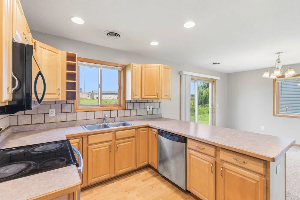 415 Sierra Place Roberts, WI 54023
