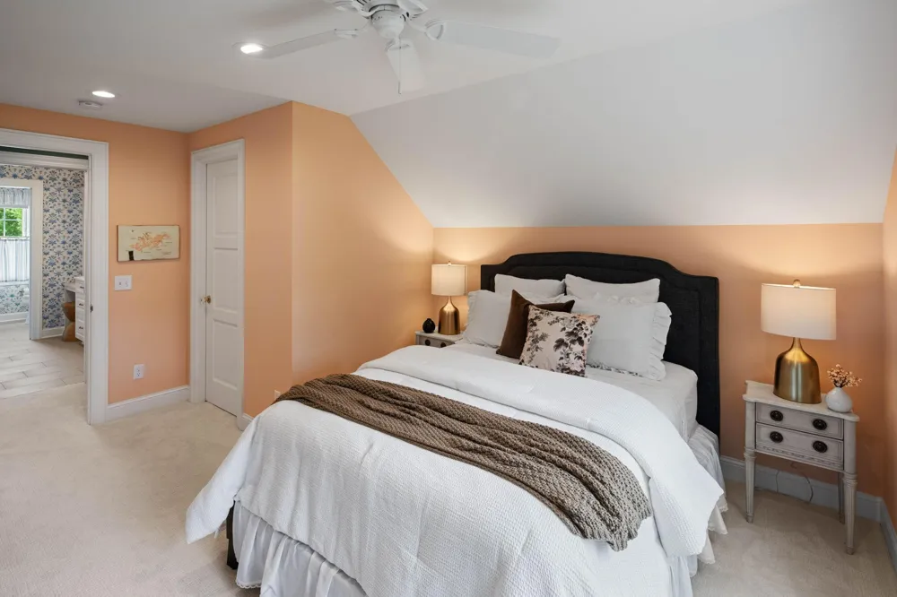 3698 Woodland Cove Parkway Minnetrista, MN 55331
