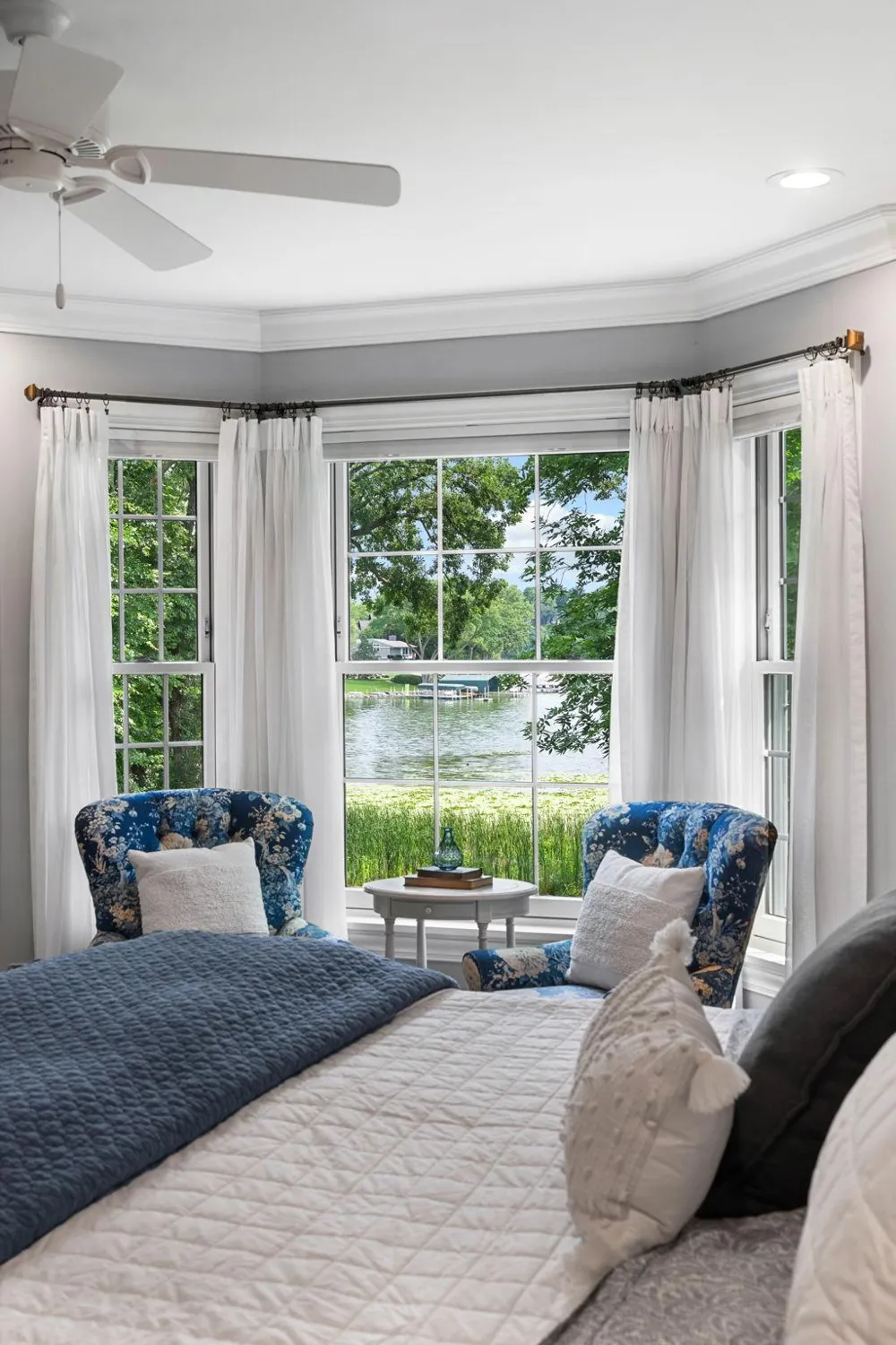 3698 Woodland Cove Parkway Minnetrista, MN 55331