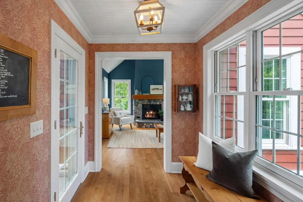 3698 Woodland Cove Parkway Minnetrista, MN 55331