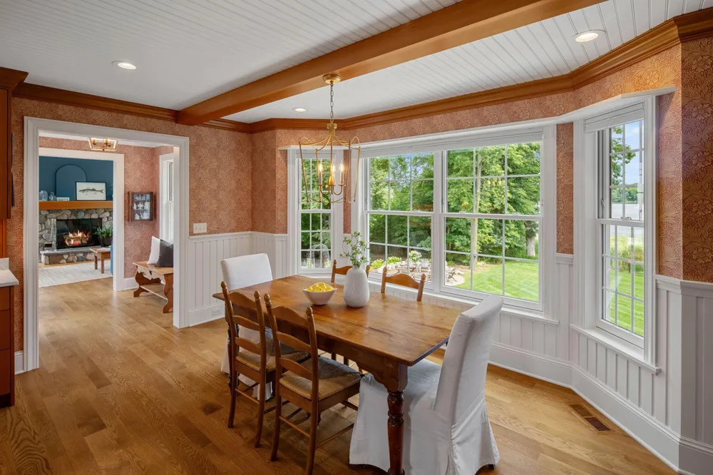3698 Woodland Cove Parkway Minnetrista, MN 55331