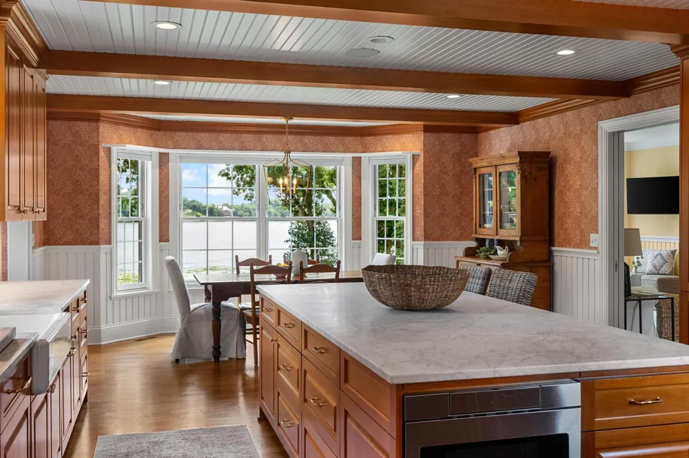 3698 Woodland Cove Parkway Minnetrista, MN 55331