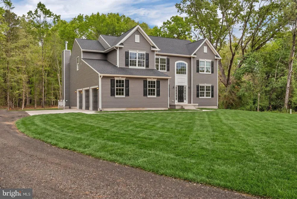103 RENAISSANCE DRIVE Cherry Hill, NJ 08003