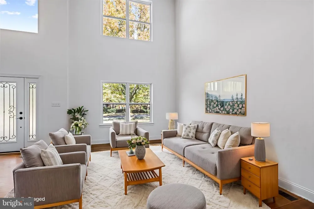 103 RENAISSANCE DRIVE Cherry Hill, NJ 08003