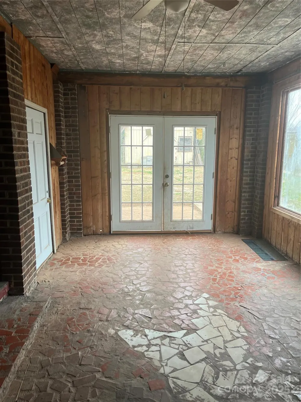 206 E Catawba Drive Mount Holly, NC 28120