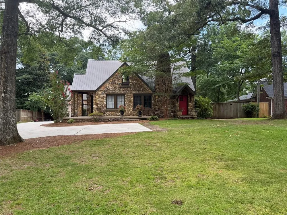 607 College Street Cedartown, GA 30125