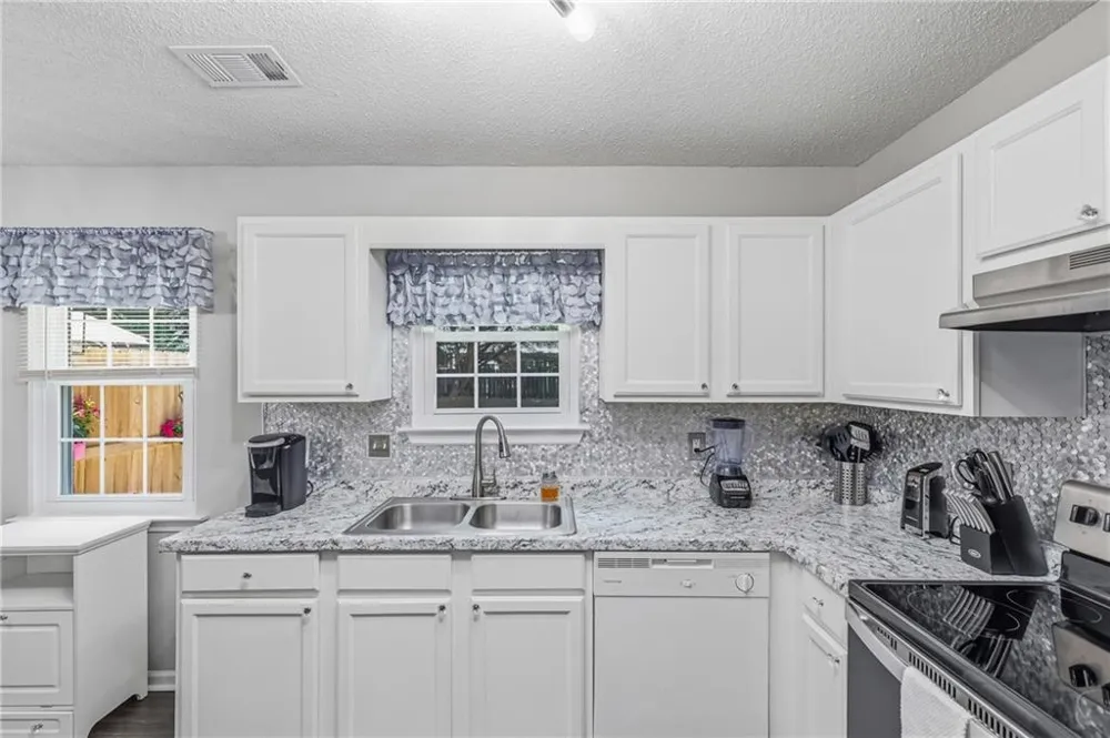 9 Princeton Place Drive Adairsville, GA 30103