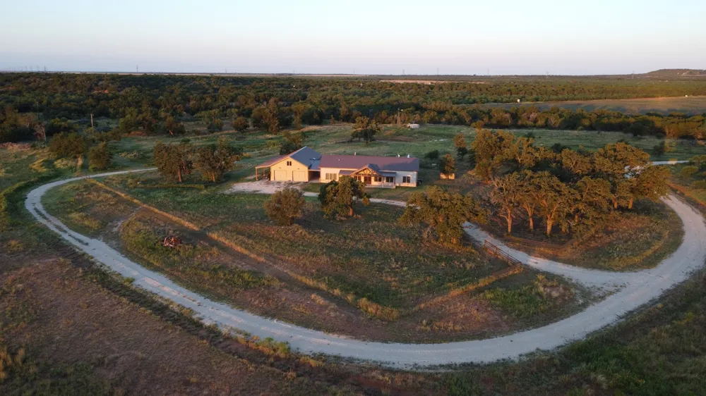 449 CR 194 Ovalo, TX 79541