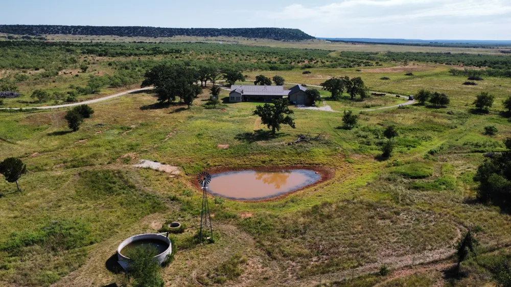 449 CR 194 Ovalo, TX 79541