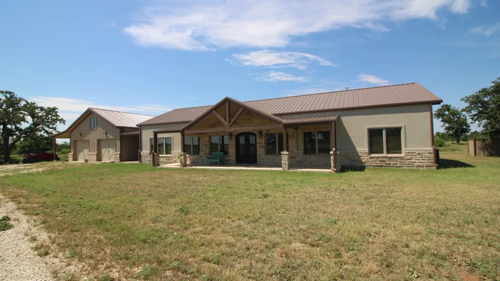 449 CR 194 Ovalo, TX 79541