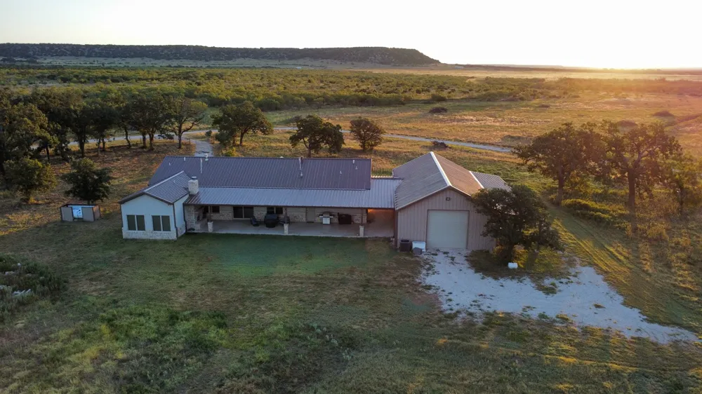 449 CR 194 Ovalo, TX 79541