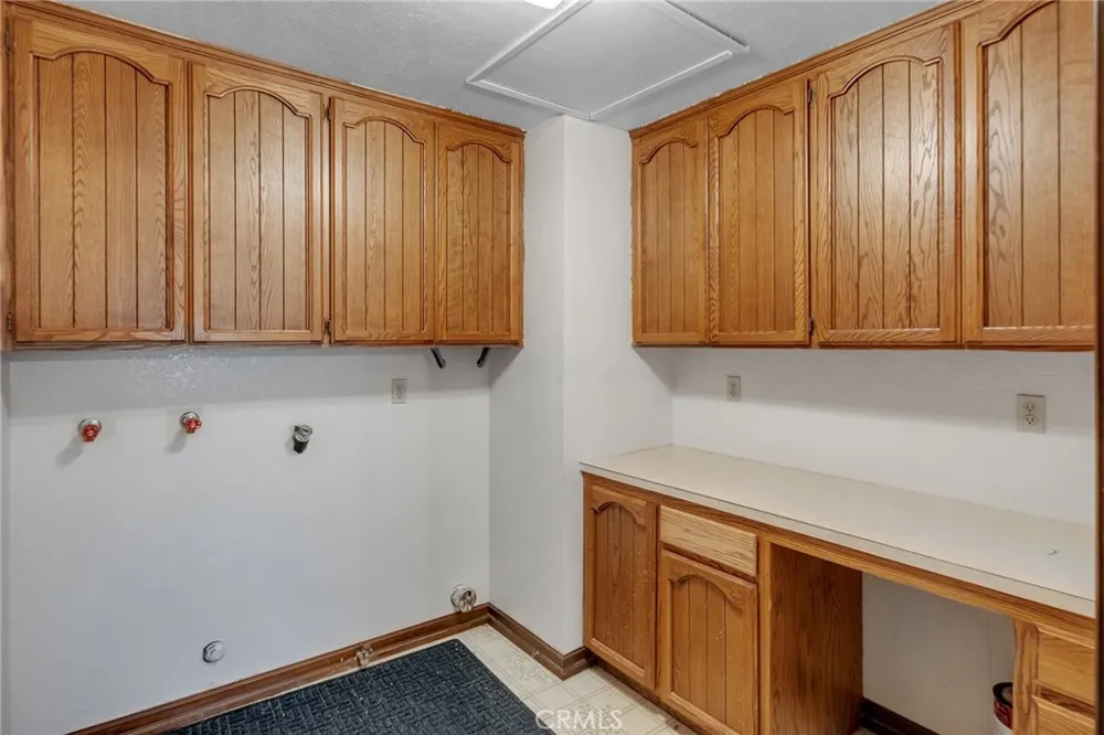 2722 Arrowhead Pinon Hills, CA 92372