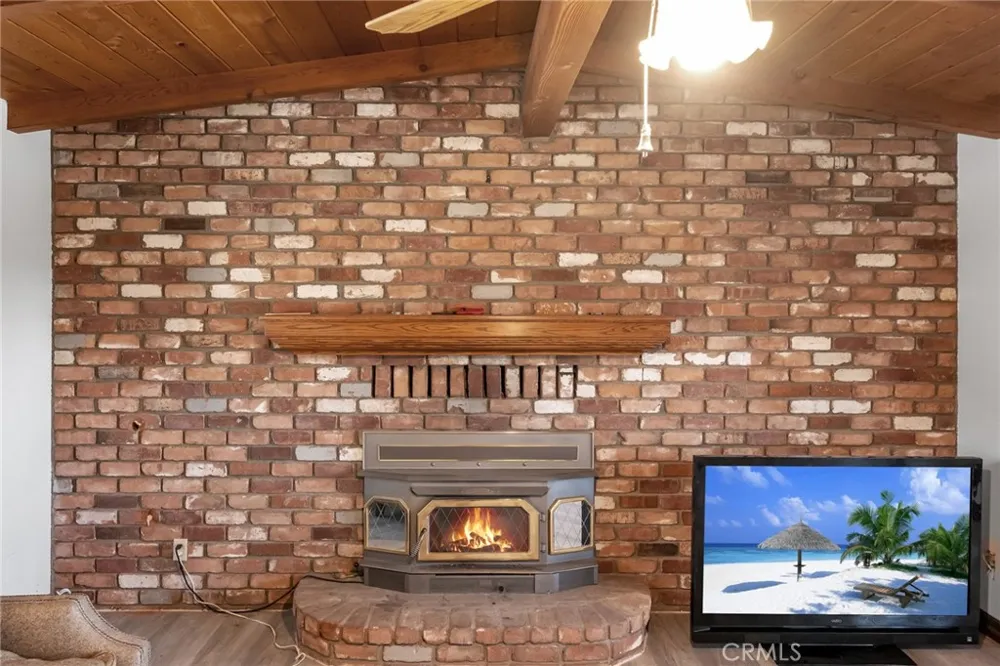 2722 Arrowhead Pinon Hills, CA 92372