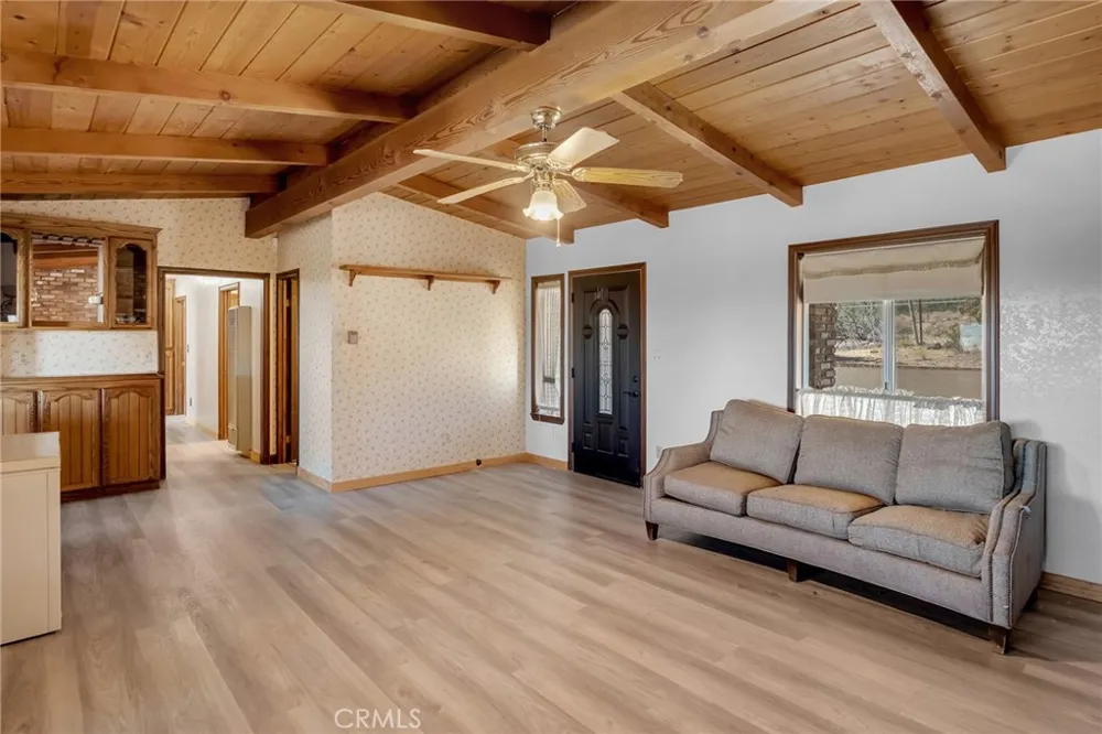 2722 Arrowhead Pinon Hills, CA 92372