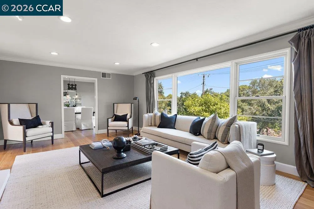 59 El Toyonal Orinda, CA 94563
