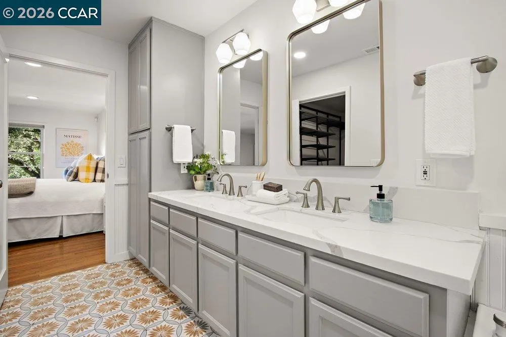 59 El Toyonal Orinda, CA 94563
